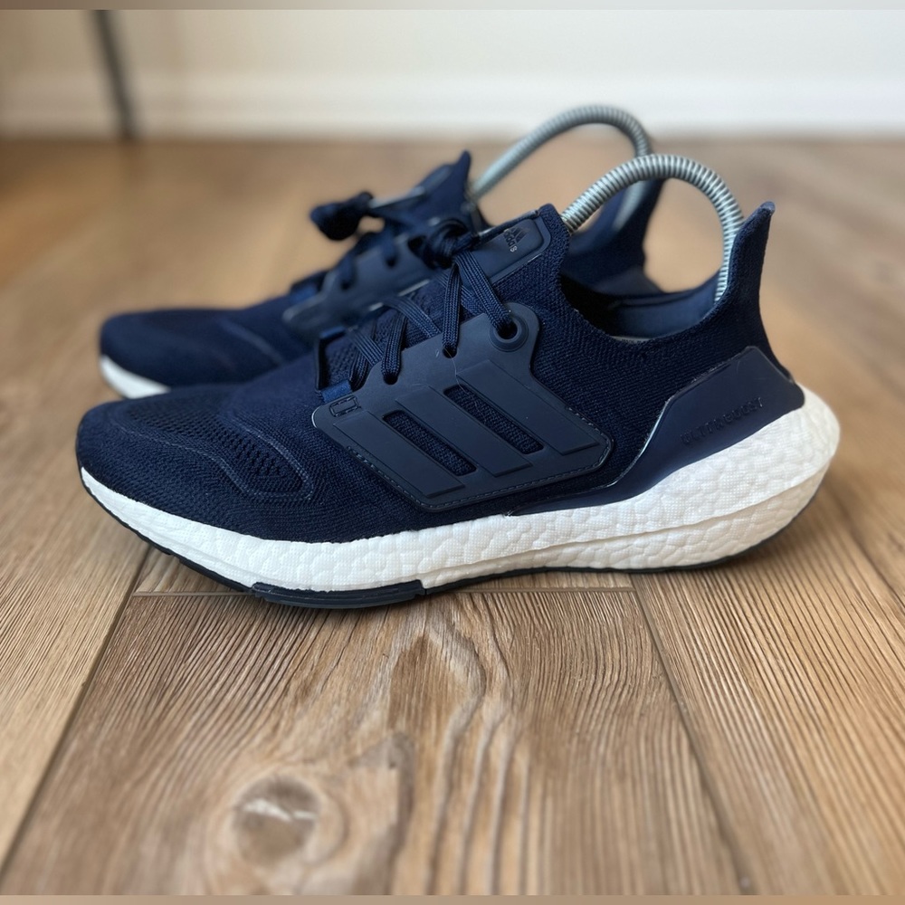 Adidas Ultraboost 22